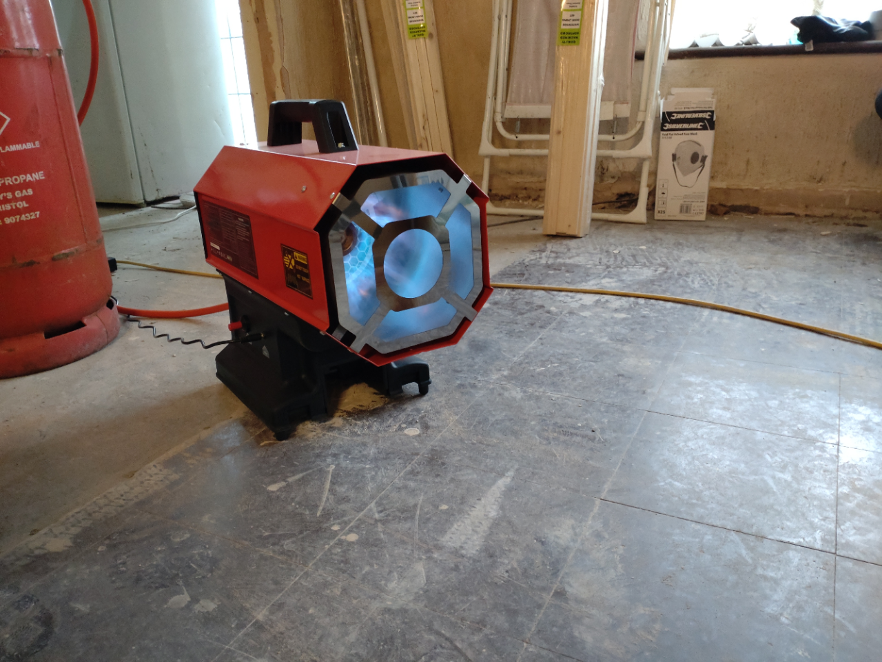 Space Warmer® Cordless Option Propane Heater 30,000-68,000Btu/hr (9-20kW) 230V in use.