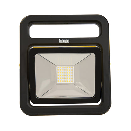 Defender. 240 Volt Powered LED Work Site Light White. - E206017